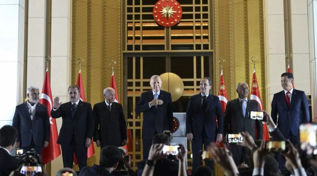 Cumhur İttifakı liderlerinden tarihi kare