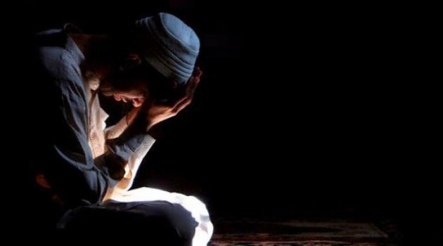 Huşu Ne Demektir? Huşu Nasıl Olur?