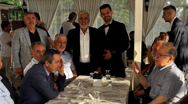 Mustafa Yürekli’nin mutlu günü: Oğlu M.Vefa Yürekli dünyaevine girdi