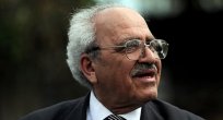 MUSTAFA YÜREKLİ: Aydınlığa Devinen Bir An