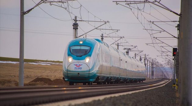 YHT'lerle 14 yılda 72 milyona yakın yolcu taşındı